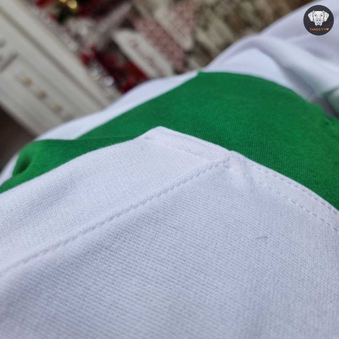 Hoodie Navideño Verde Blanco 🎄